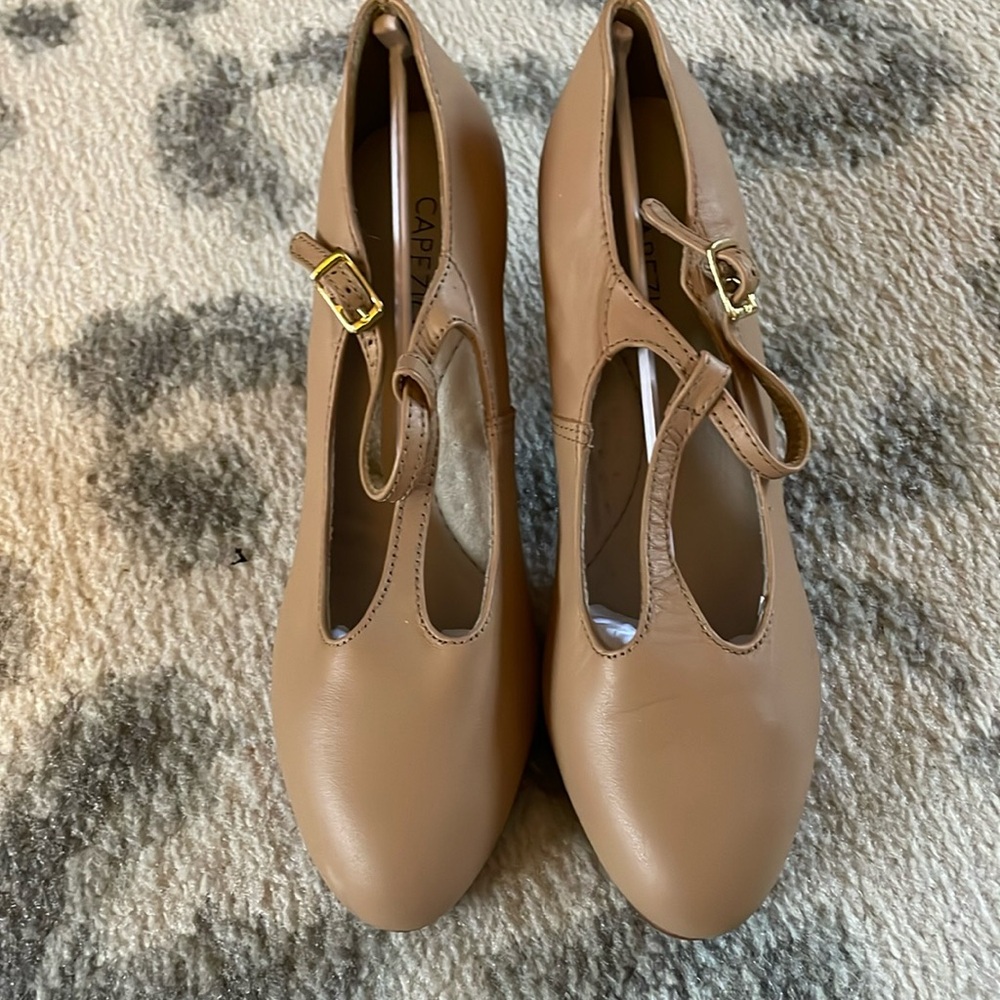 Capezio Jr. Footlight T-Strap Character Shoes